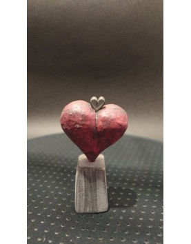 Ceramic heart on a stand No 05